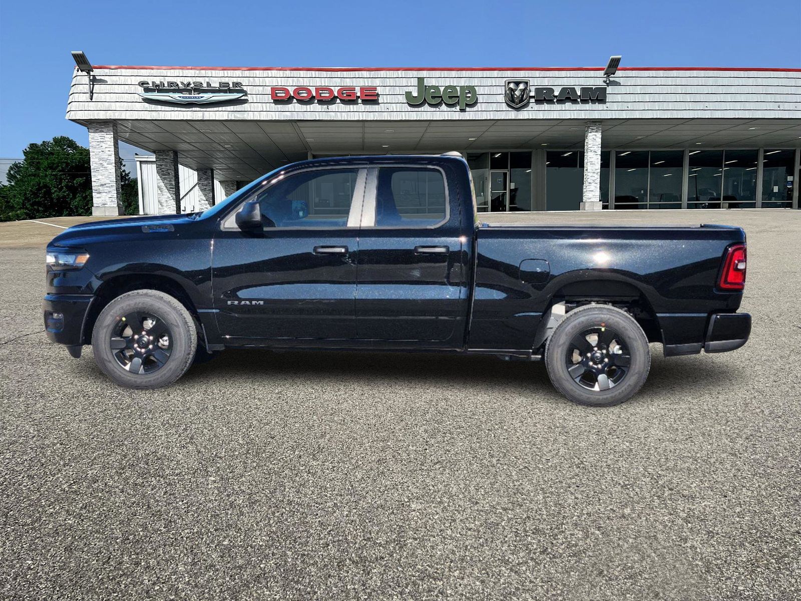 2025 Ram 1500 Tradesman 3