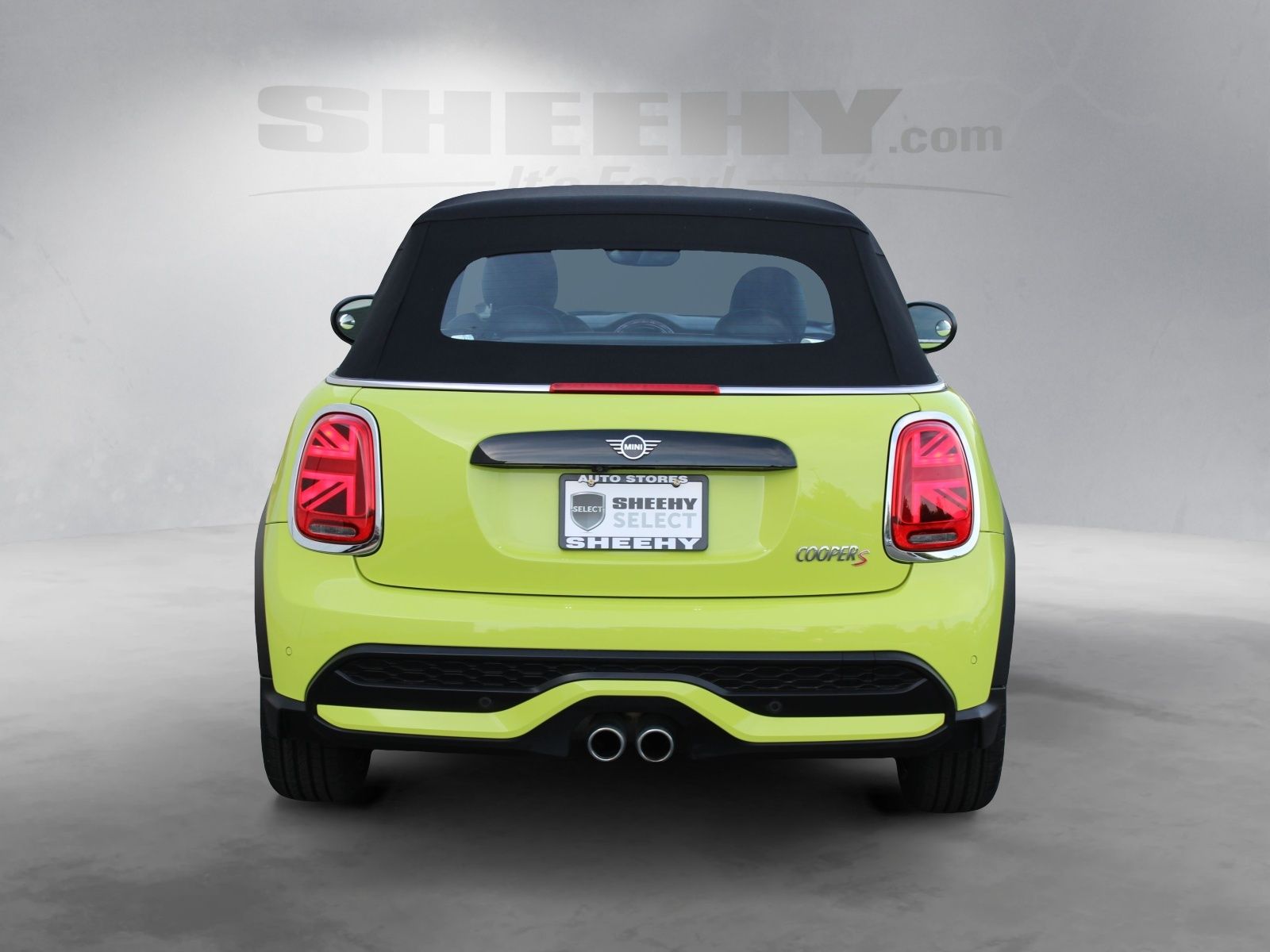 Used 2024 Yellow MINI Signature image 14