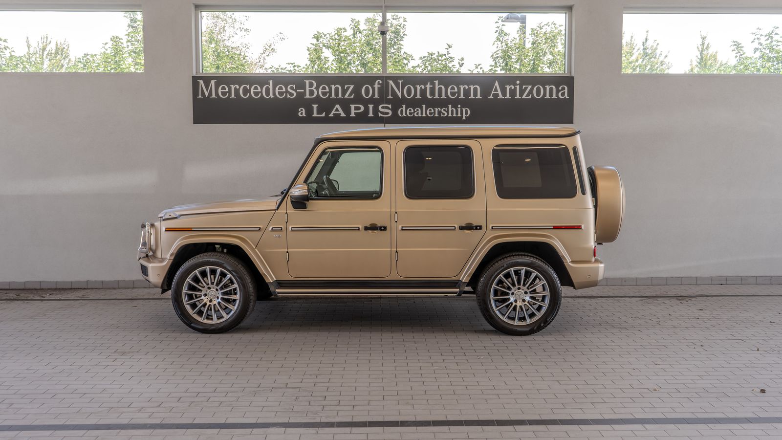2023 Mercedes-Benz G-Class G 550 — full photo 2 of 33