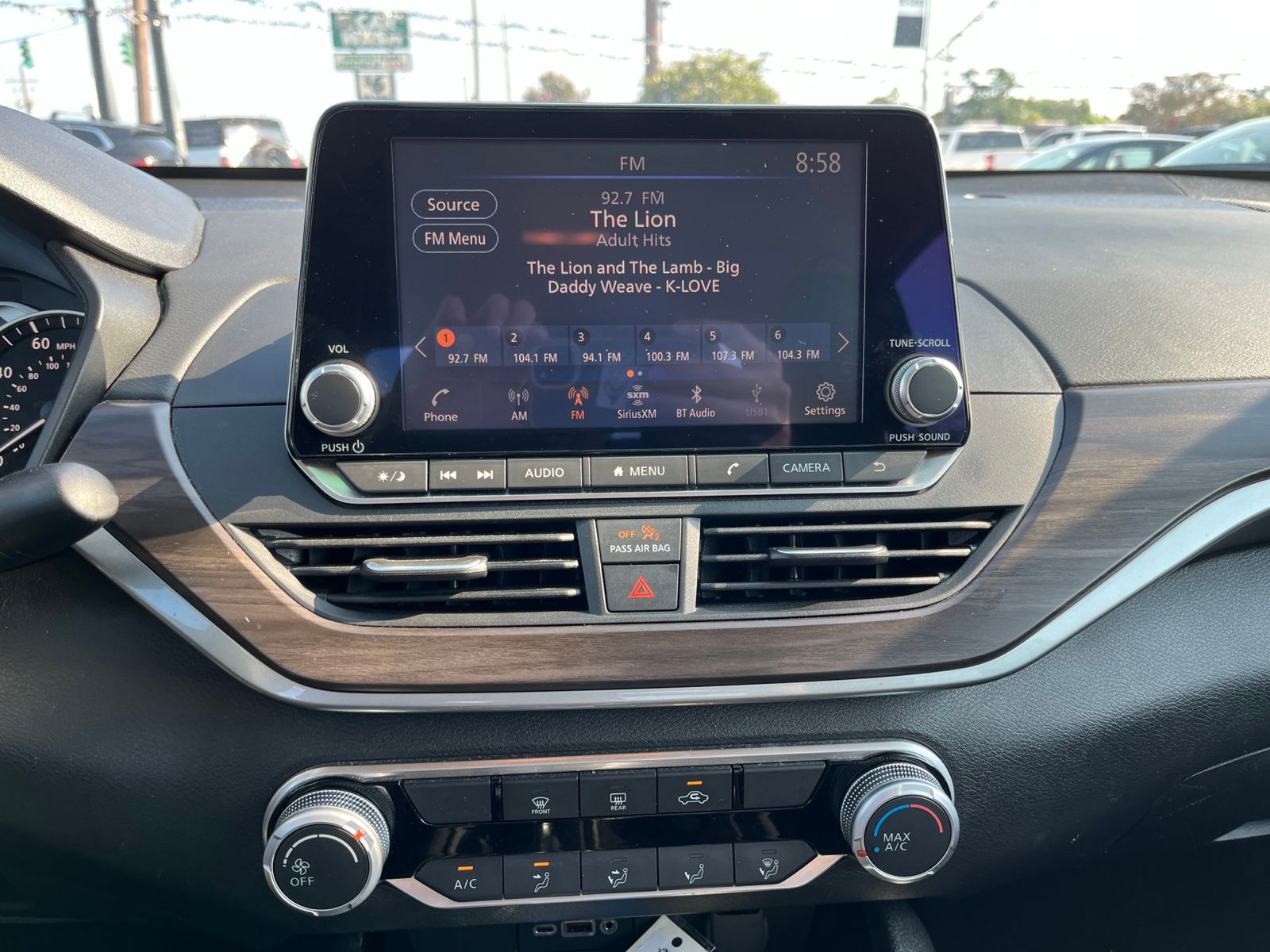 2024 Nissan Altima 2.5 SV - 9