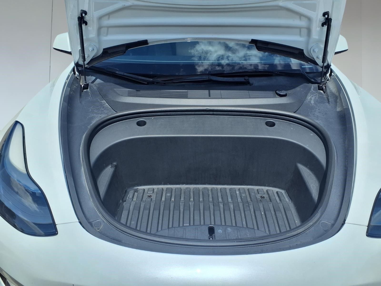 2023 Tesla Model 3 Base - 4