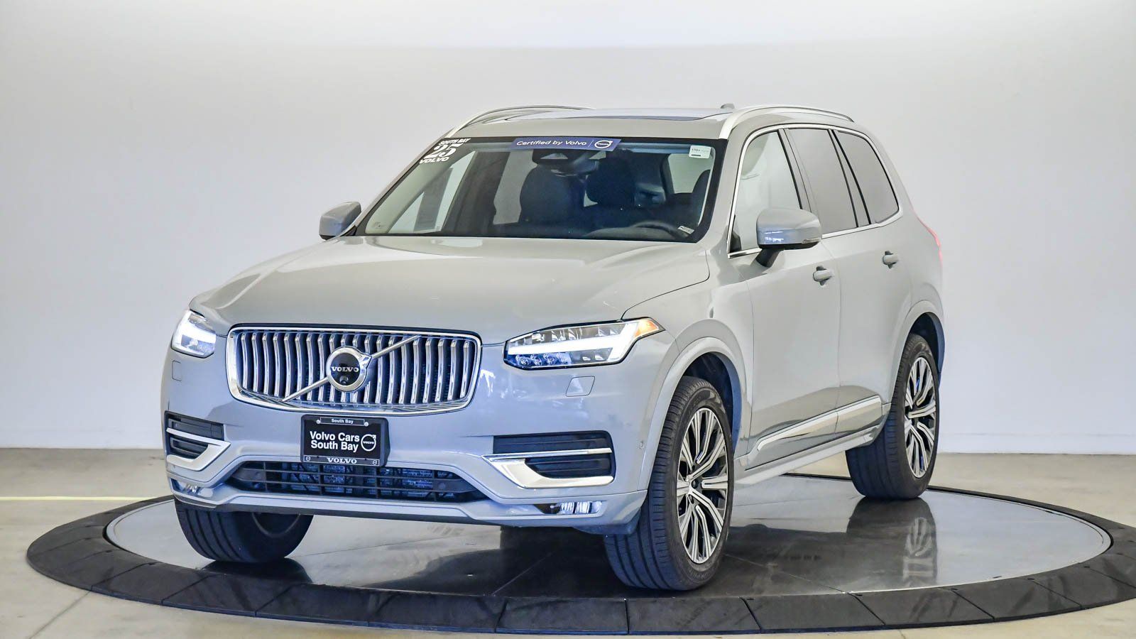 2025 Volvo XC90 B6 Plus Bright Theme 7-Passenger AWD