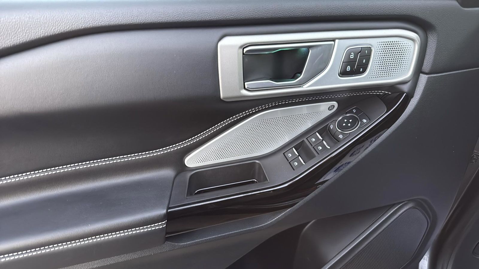 Used Car 2023 Ford Explorer  St For Sale Under $50,000 In Austin, Texas