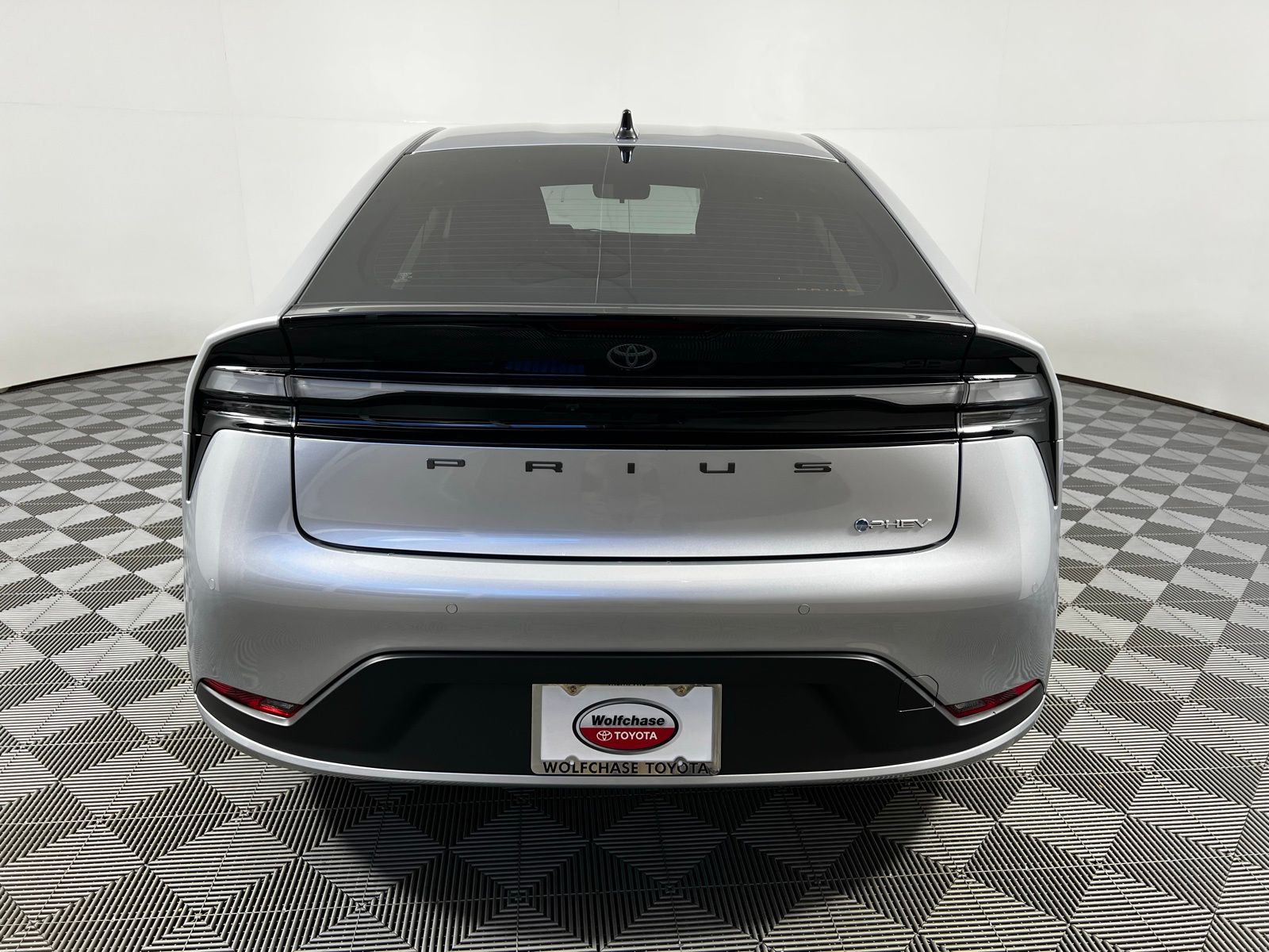 Thumbnail: 2026 Toyota Prius - 6