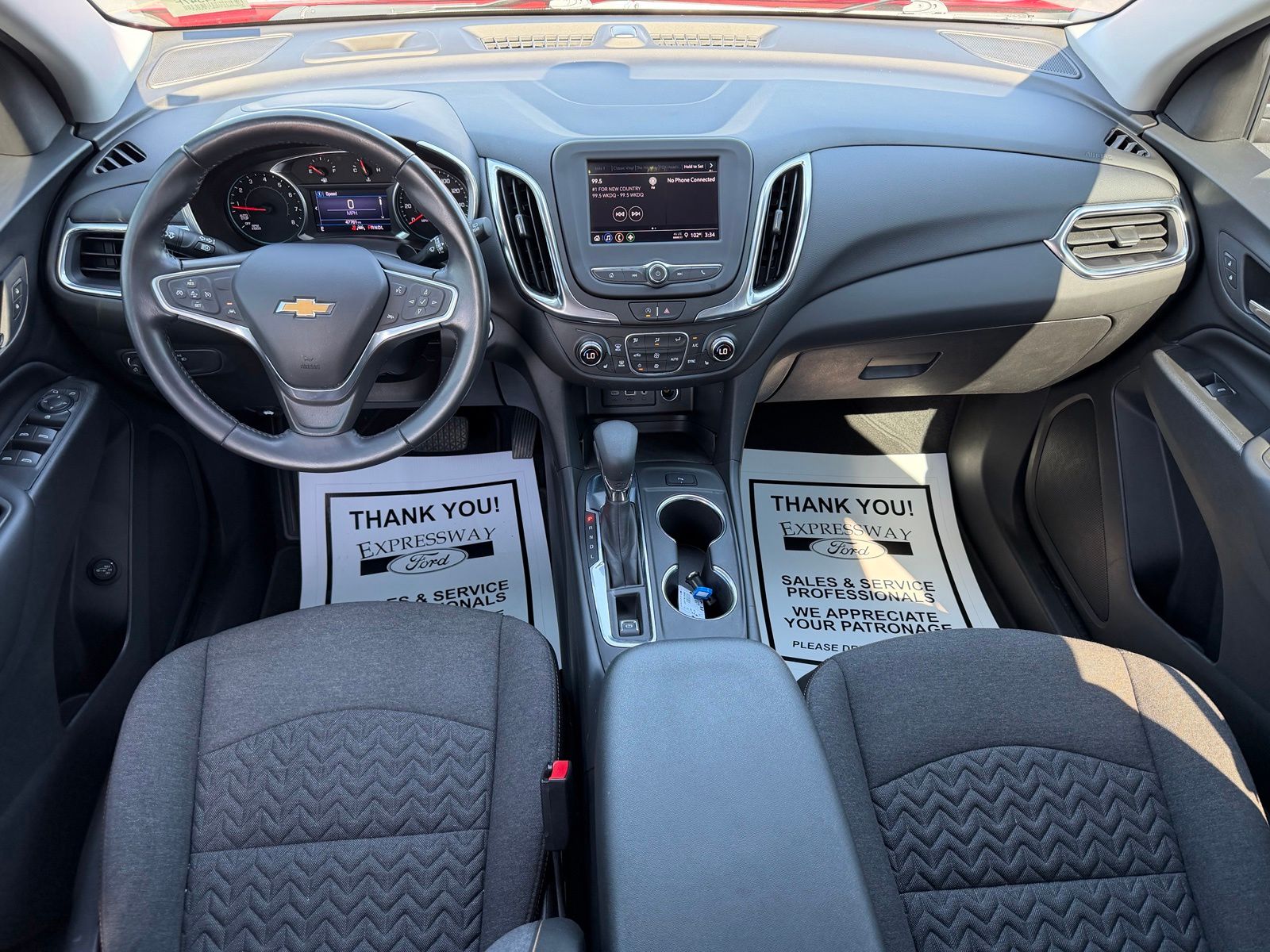 2022 Chevrolet Equinox image 16