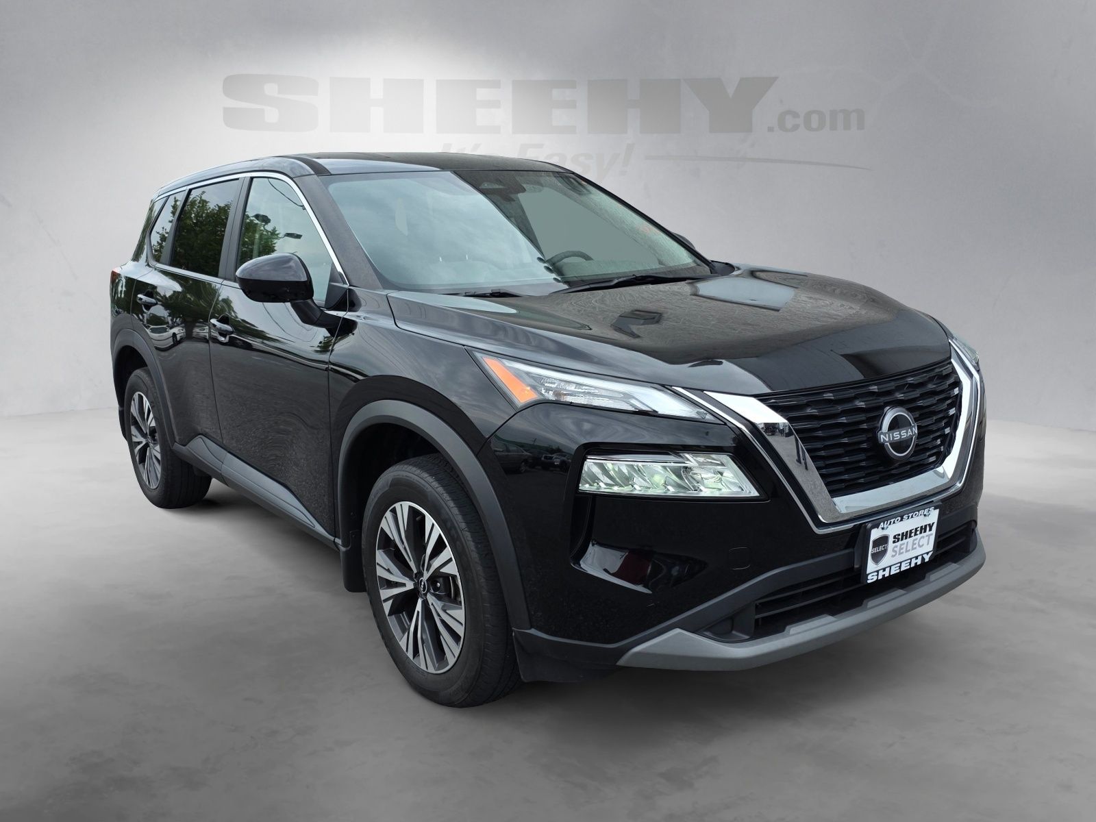 Used 2023 Black Nissan SV image 2