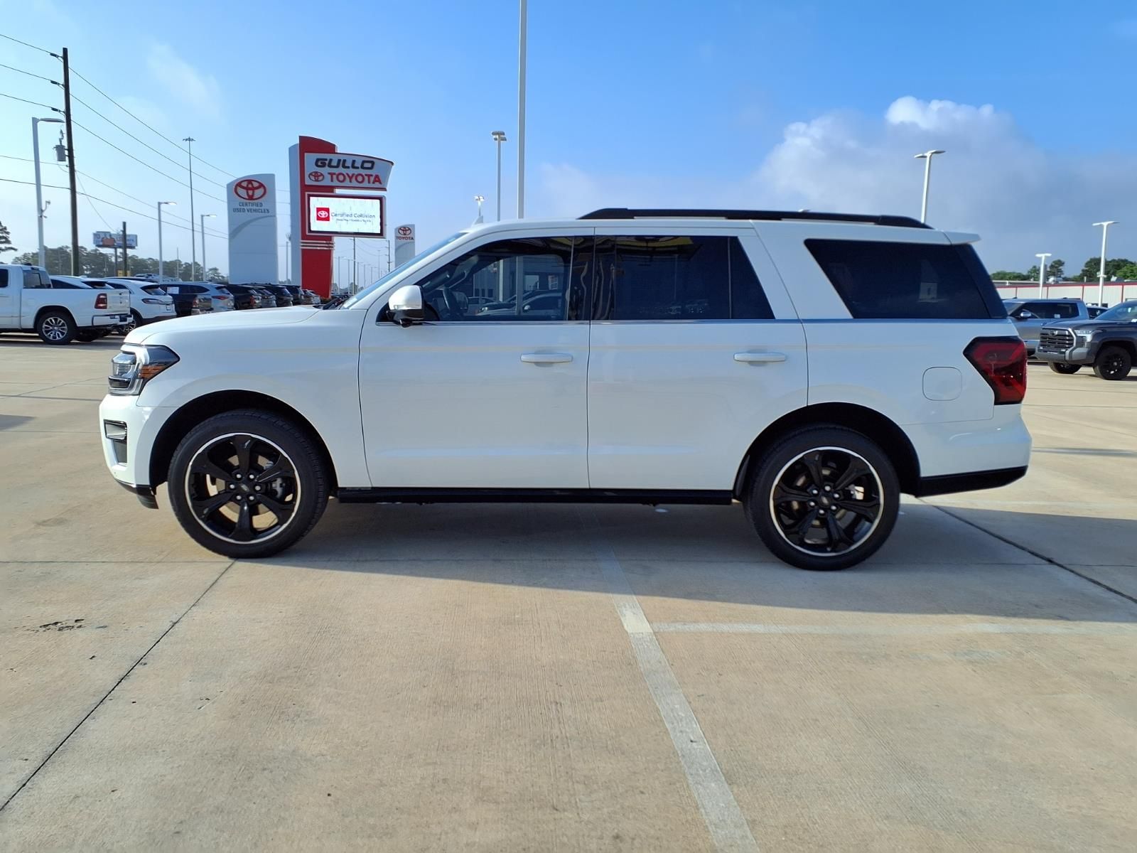 2023 Ford Expedition Limited - 7