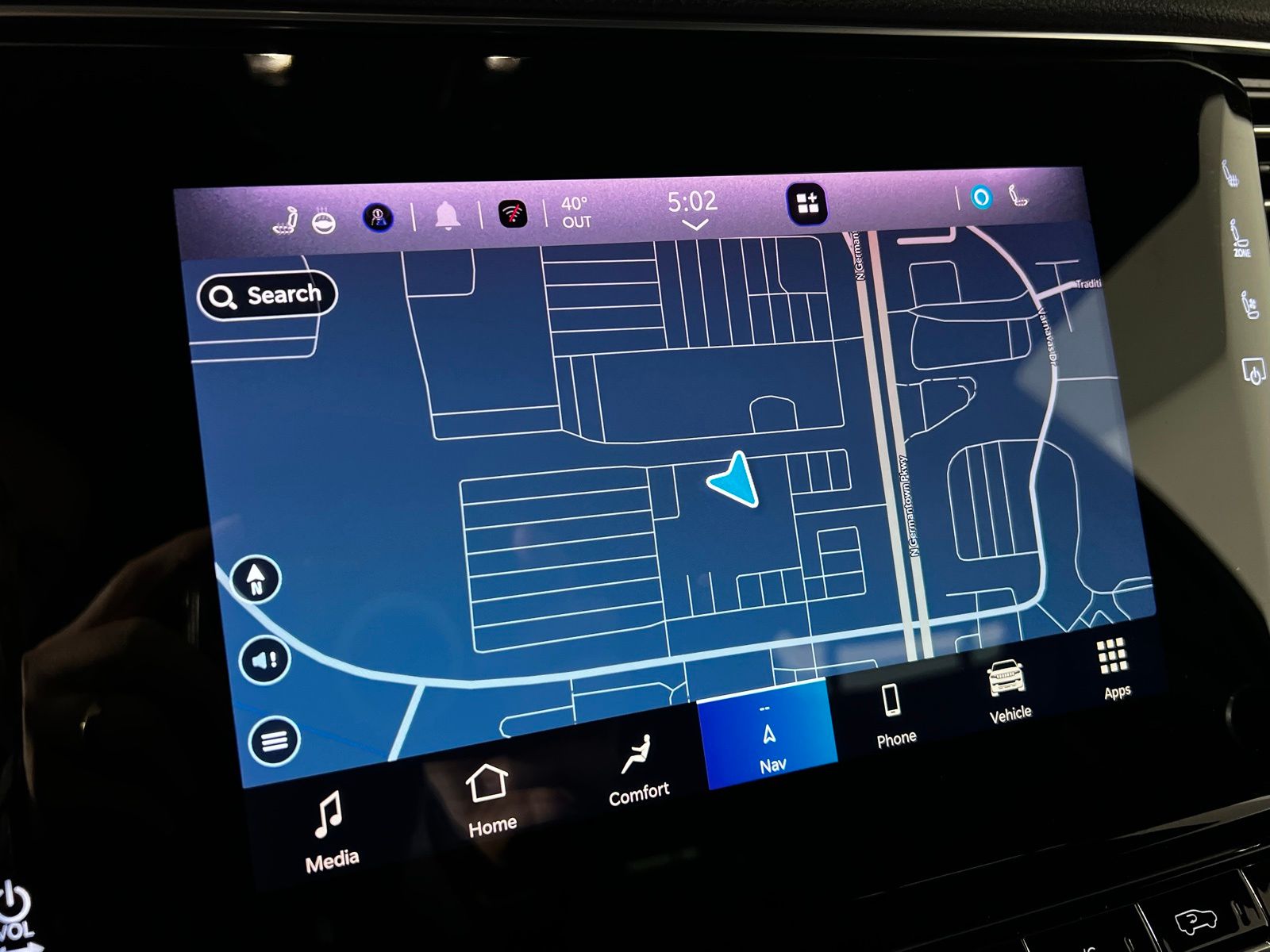 Thumbnail: 2024 Jeep Wagoneer - 22