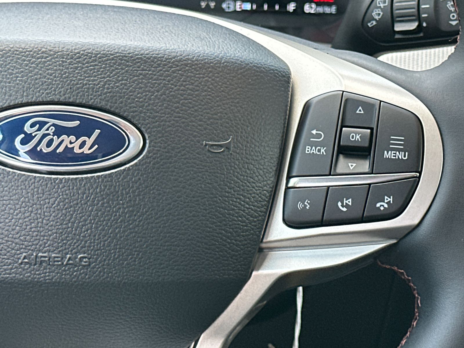 New 2026 Carbonized Gray Metallic Ford Active image 27