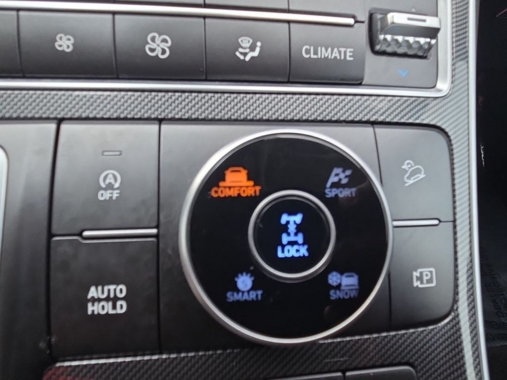 Used 2023 Red Hyundai SEL image 20