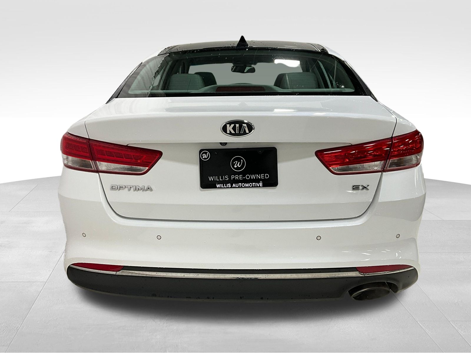 View vehicle photo 6