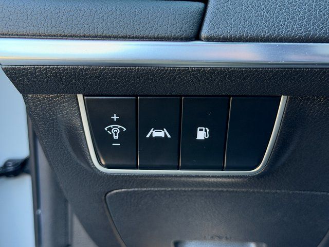 Used 2023 Ceramic White Kia GT-Line image 35
