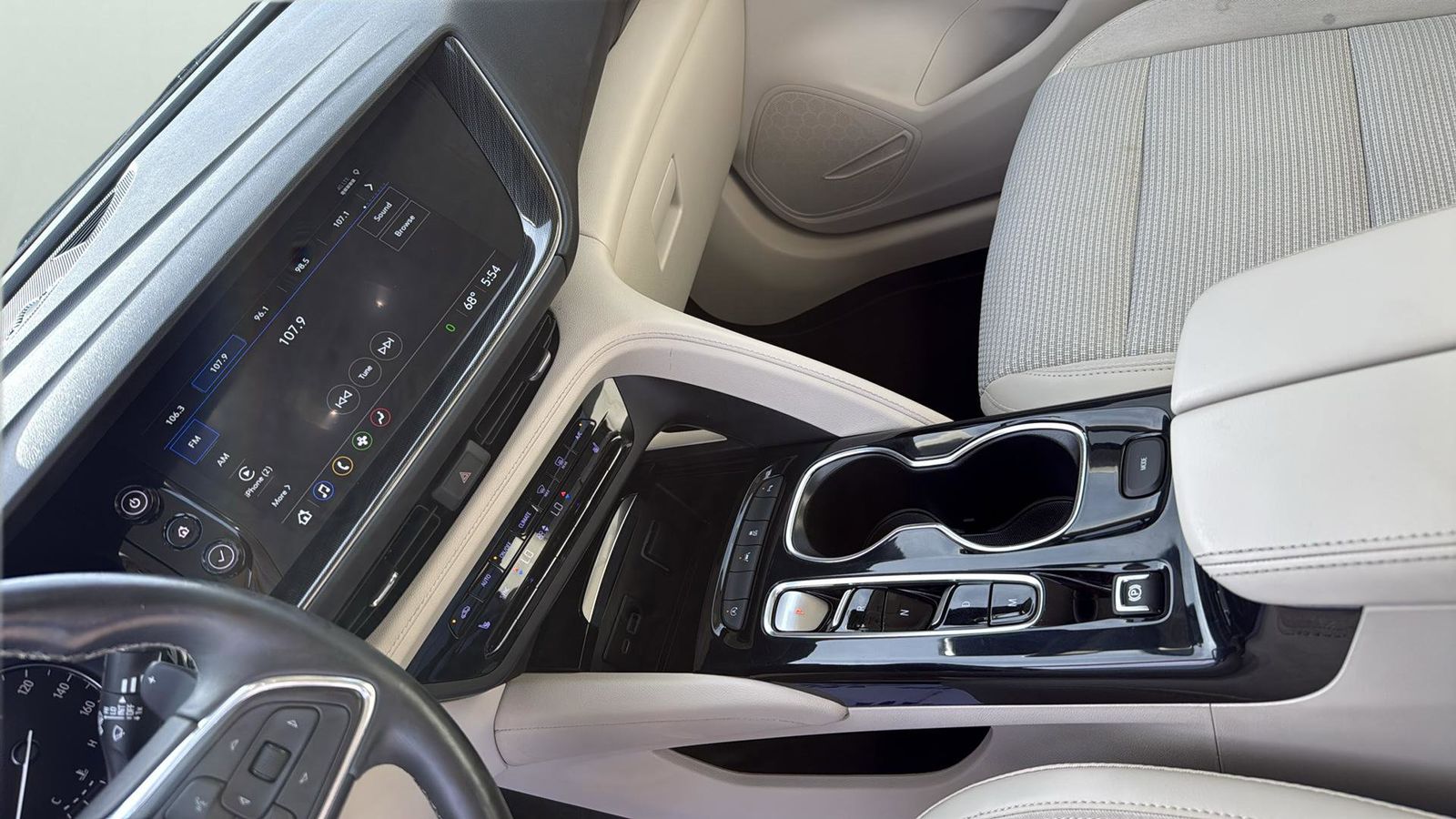 Used Car 2022 Buick Envision  Preferred For Sale Under $25,000 In Austin, Texas