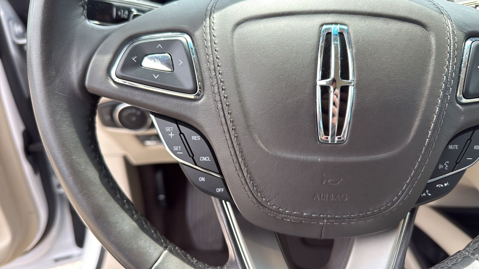 Used Car 2019 Lincoln Mkz  Standard For Sale Under $20,000 In Austin, Texas