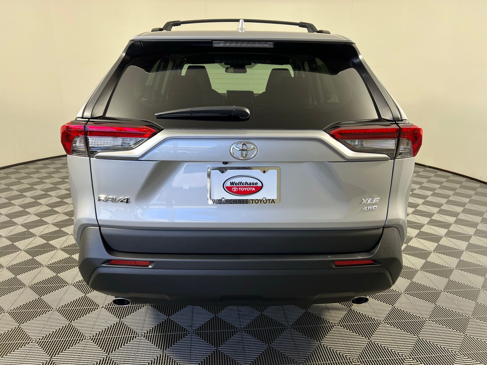 Thumbnail: 2025 Toyota RAV4 - 6