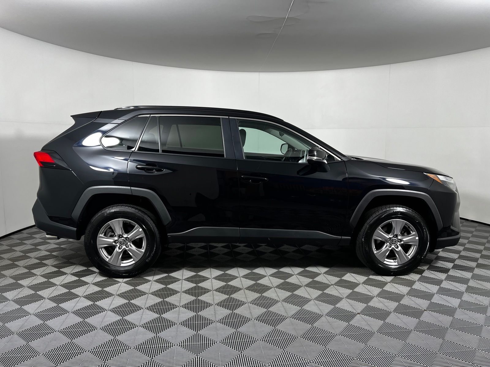 Thumbnail: 2024 Toyota RAV4 - 4