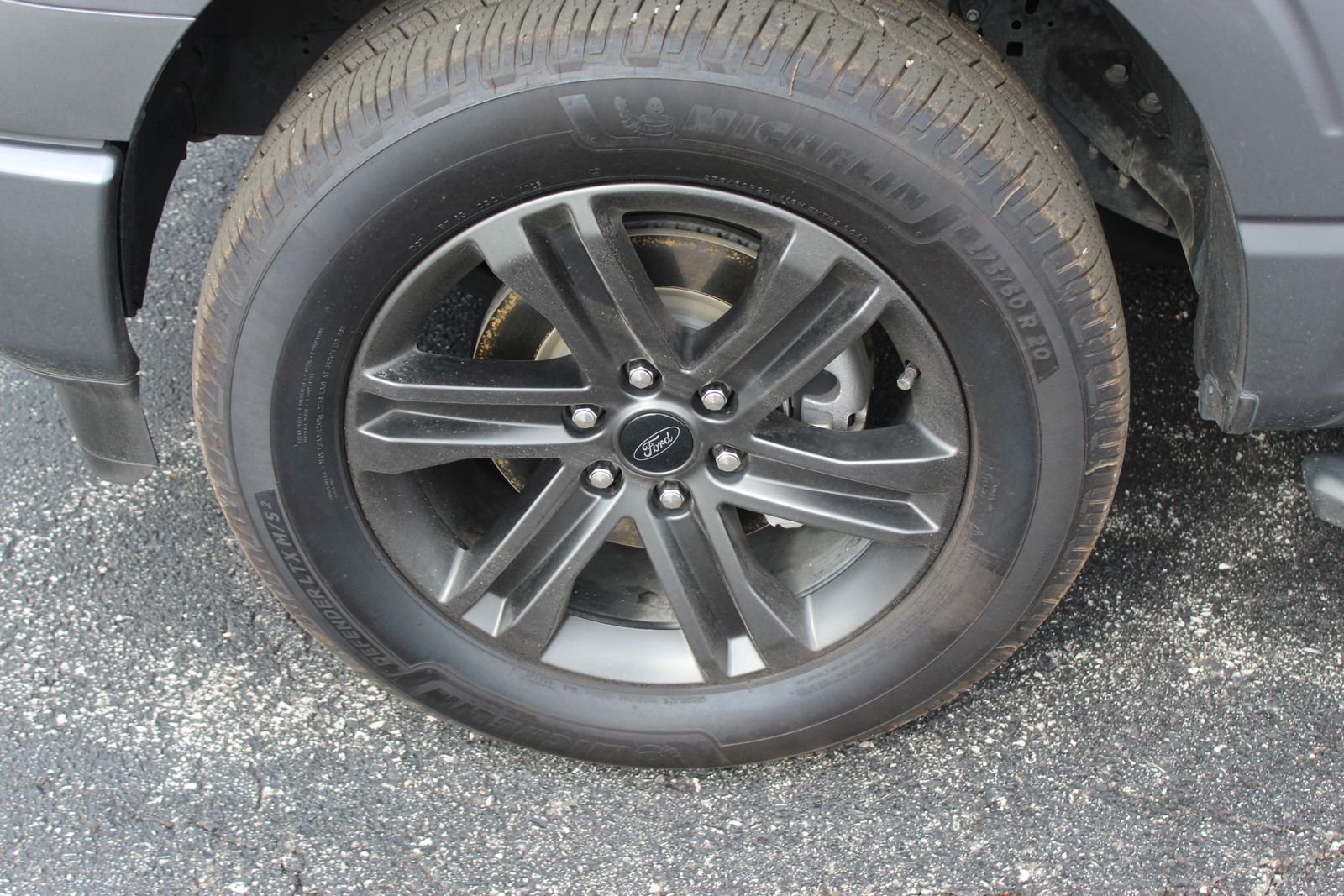 View vehicle photo 2