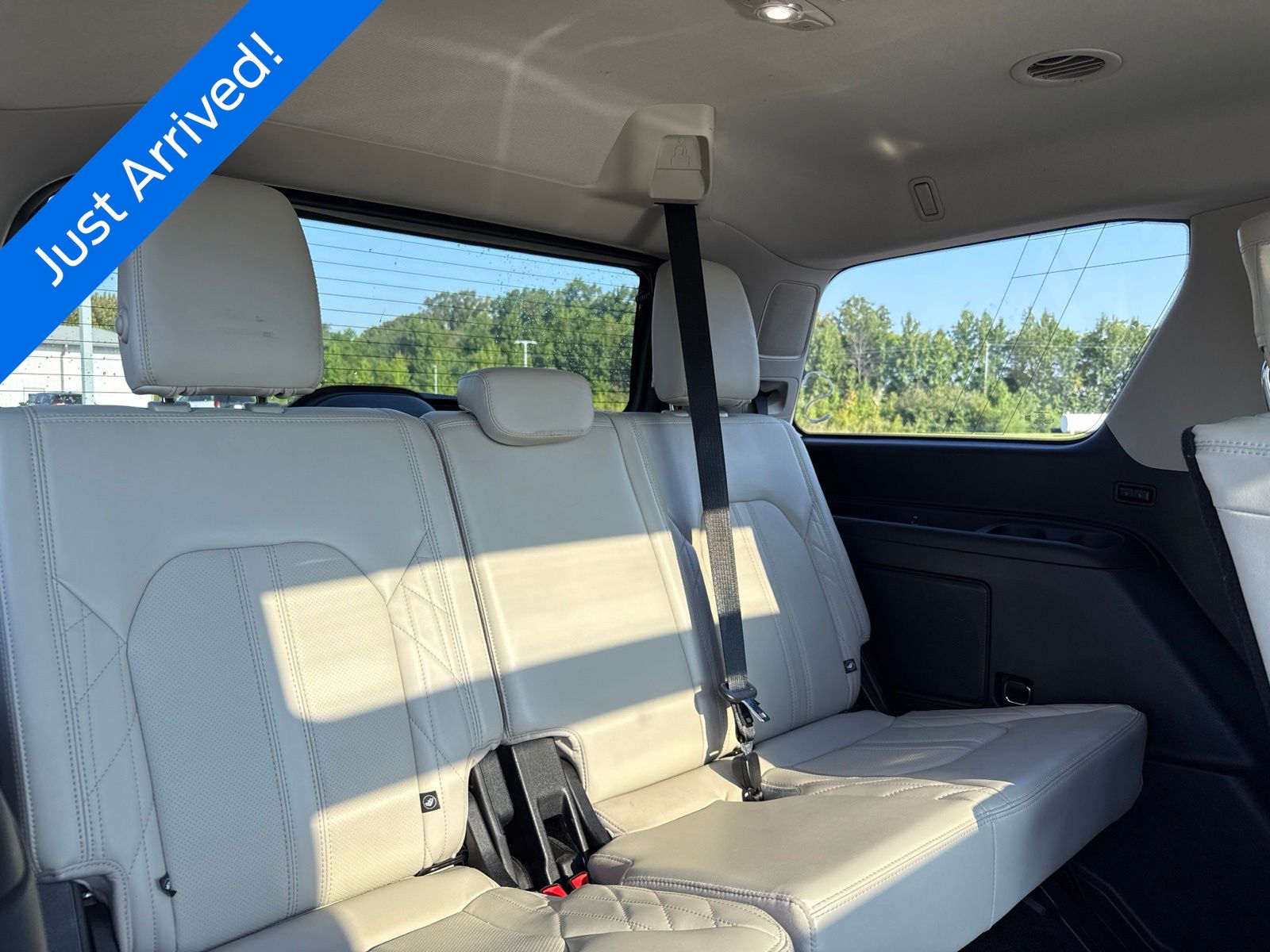 2020 Ford Expedition image 18