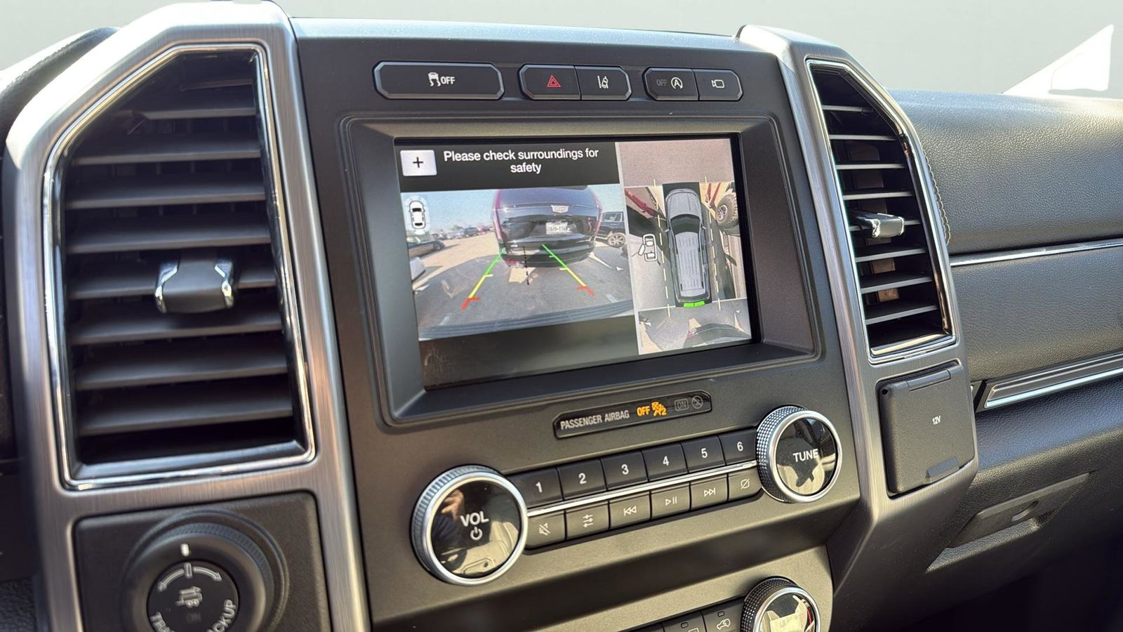 Used Car 2019 Ford Expedition Max  Platinum For Sale Under $25,000 In Austin, Texas