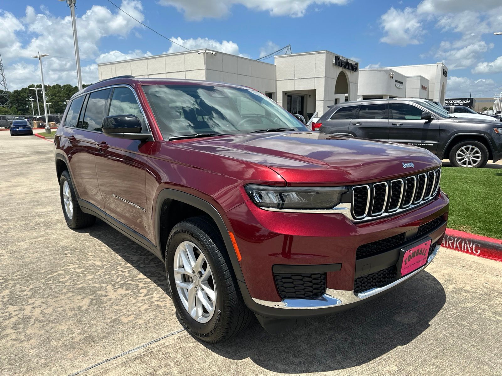 2023 Jeep Grand Cherokee L Laredo RWD