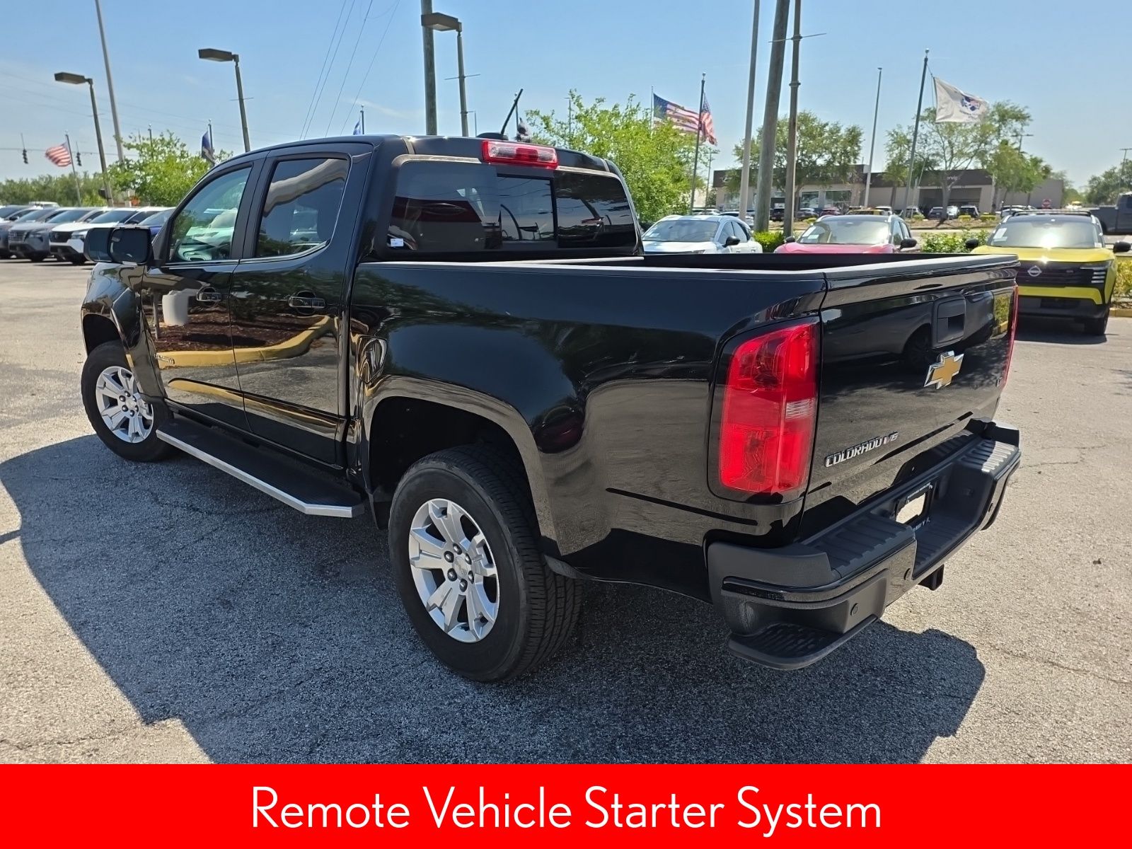 View vehicle photo 7