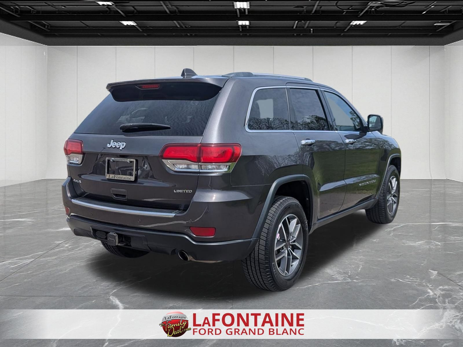 View vehicle photo 5