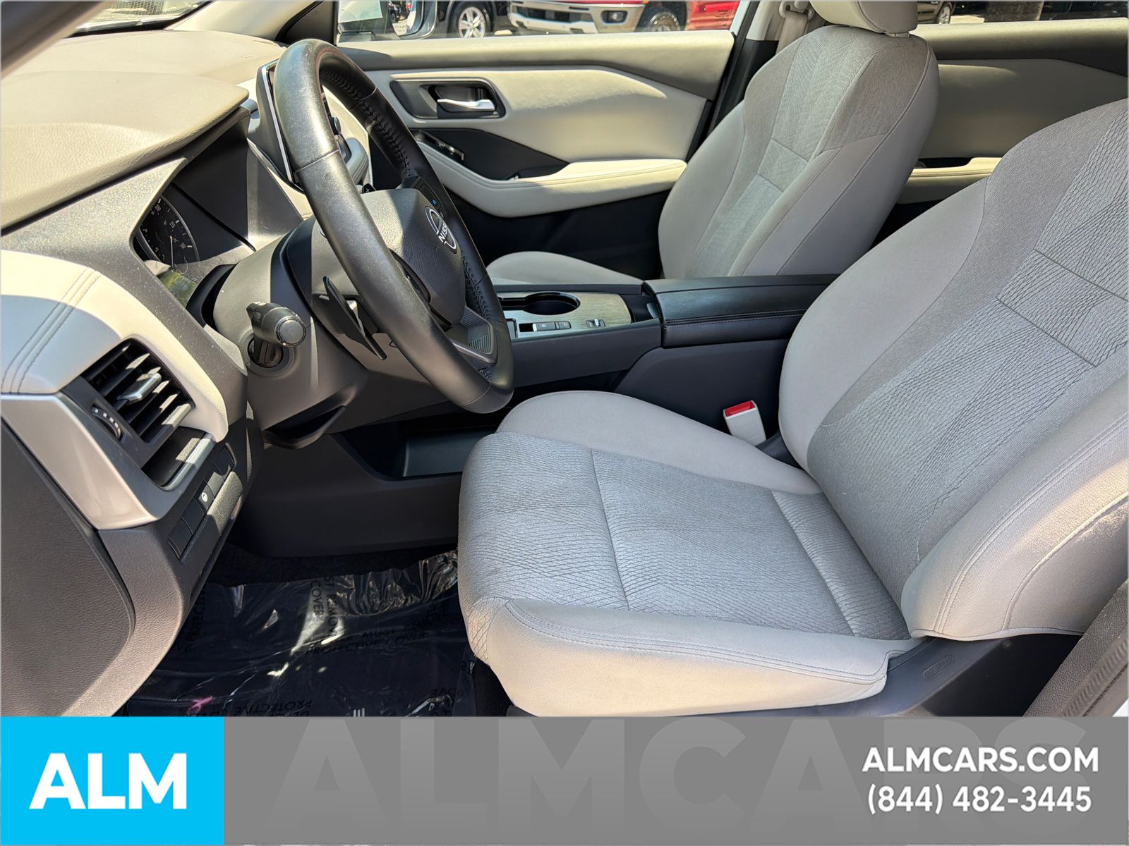 Certified Used 2025 Everest White P Nissan SV image 10