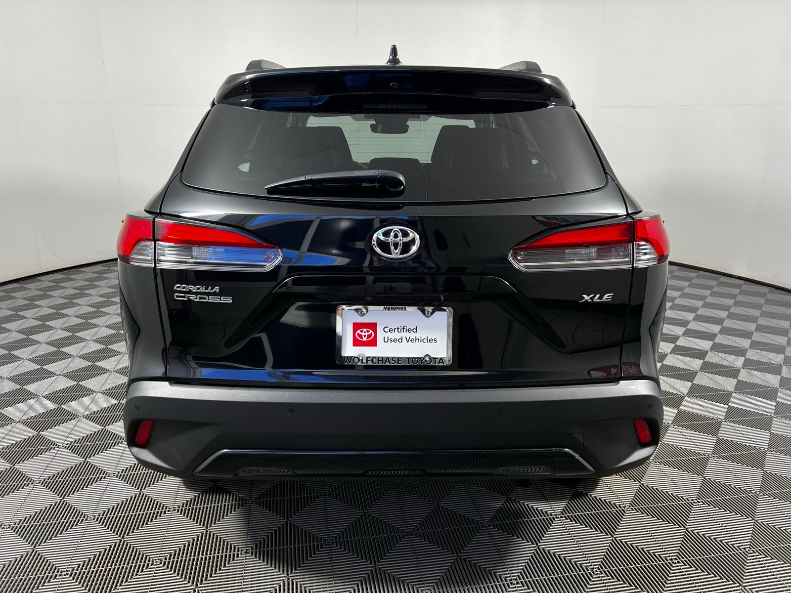 2023 Toyota Corolla Cross XLE 6