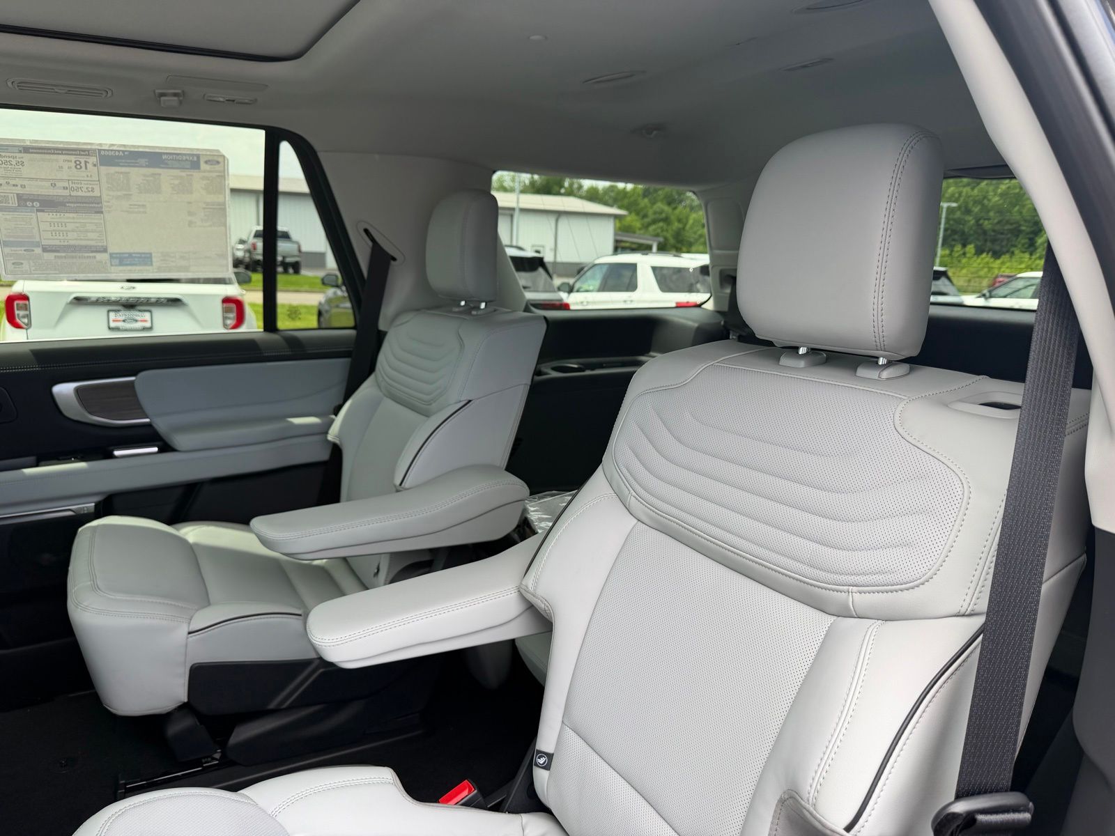 2026 Ford Expedition image 12