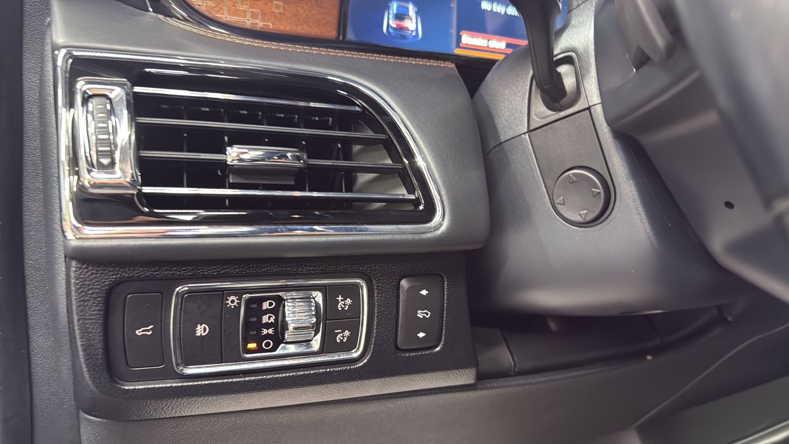 Used Car 2022 Lincoln Navigator  Black Label For Sale Under $50,000 In Austin, Texas