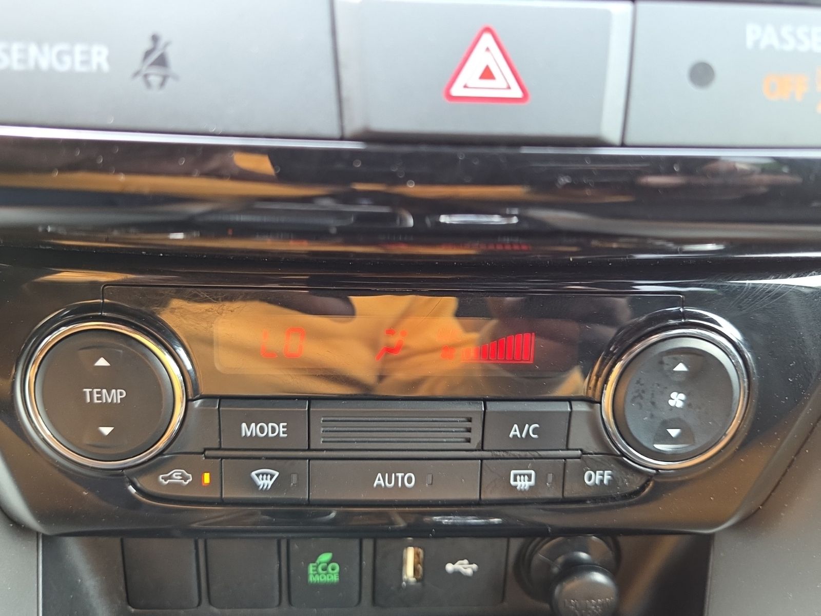 Used 2024  Mitsubishi ES image 22