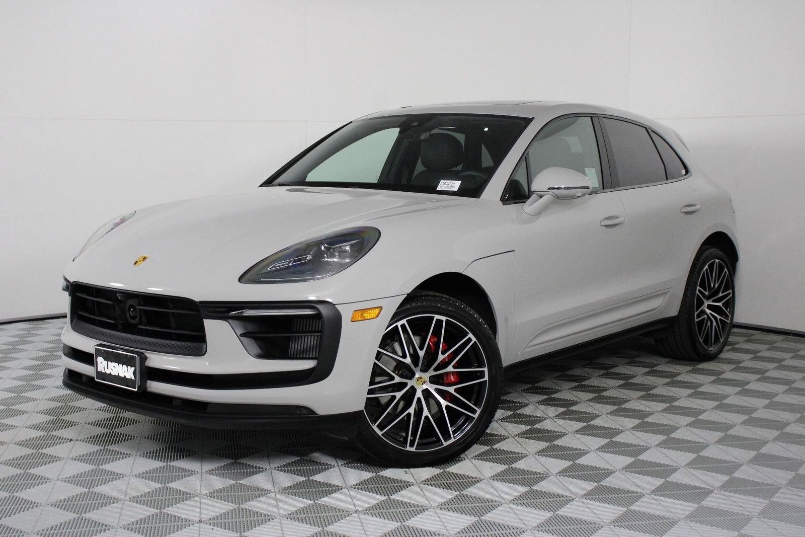 2025 Porsche Macan S AWD