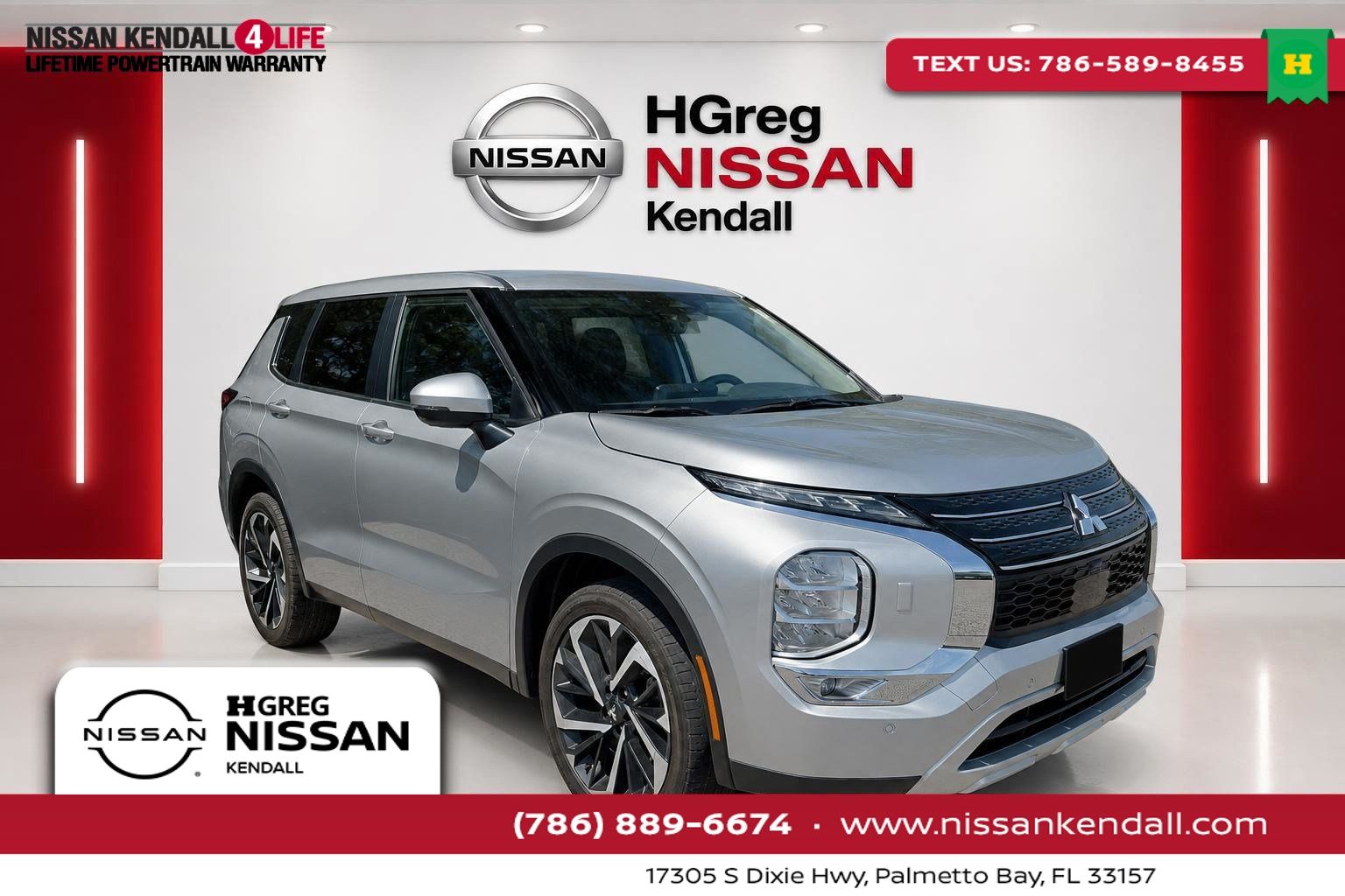 Silver 2023 Mitsubishi Outlander SUV / Crossover All-Wheel Drive Continuously Variable Transmission