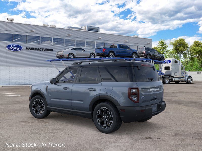 New 2026 Azure Gray Metallic Tri-Coat Ford Outer Banks image 4