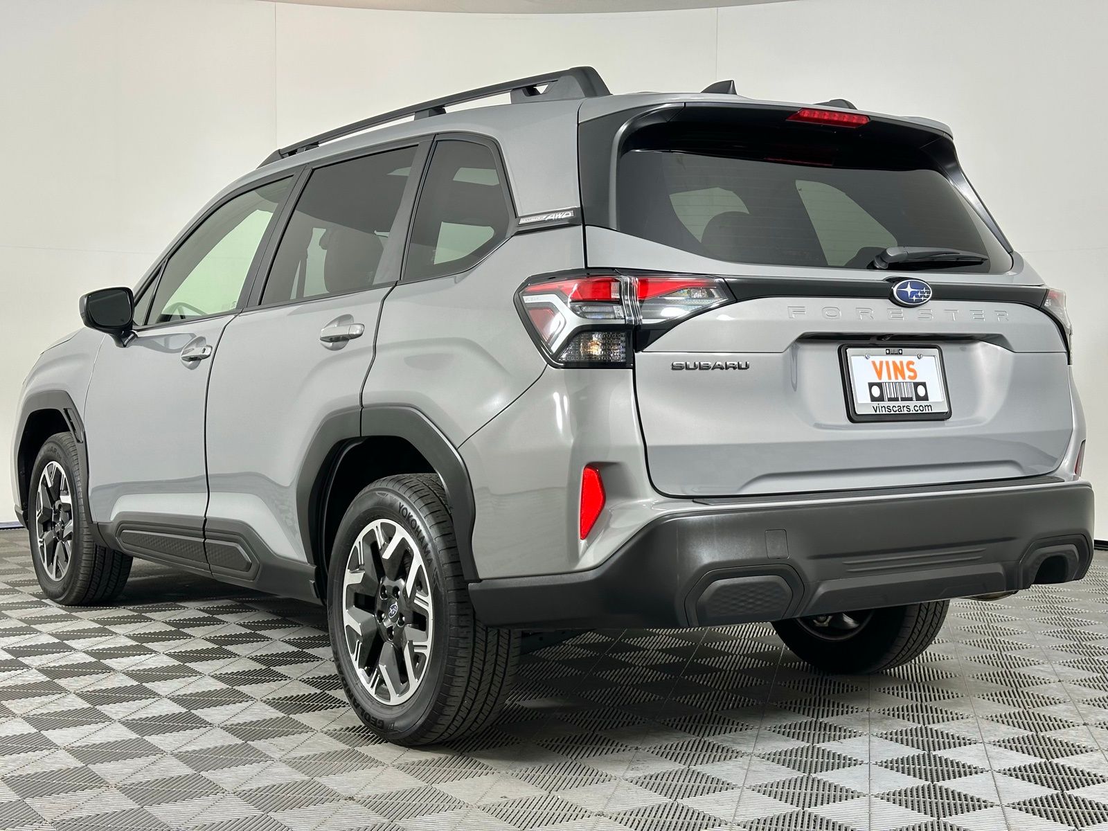 2025 Subaru Forester Premium - Photo 33