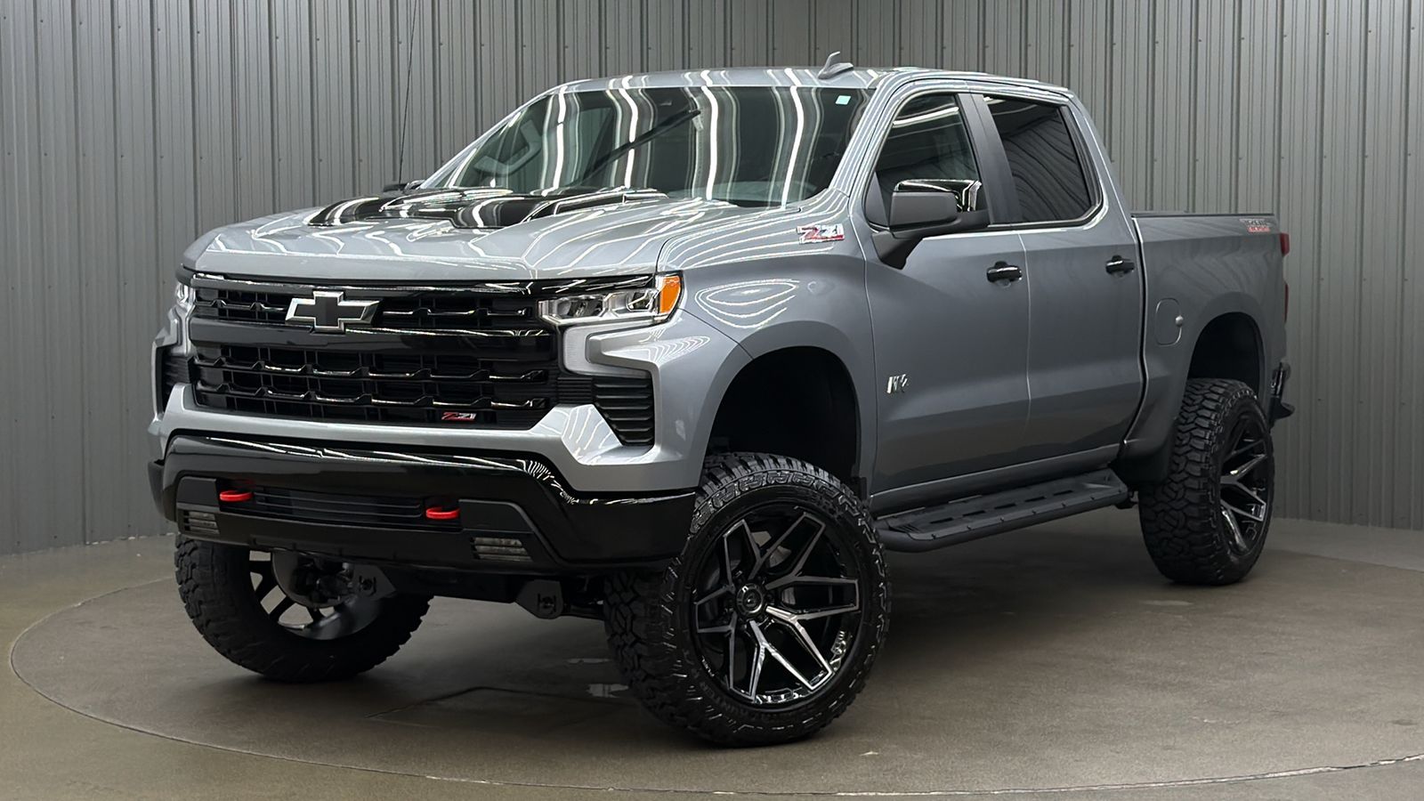 Sterling Gray Metallic 2026 Chevrolet Silverado 1500 Pickup Truck Four-Wheel Drive Automatic