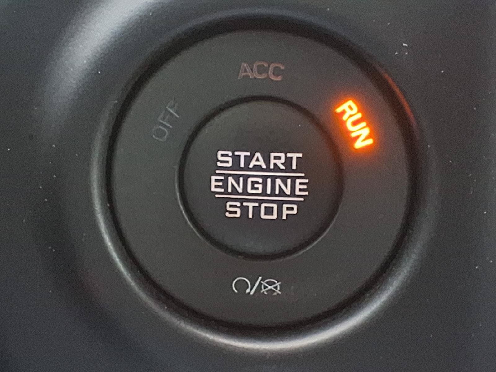 2022 Jeep Gladiator Altitude Black at Toyota of Victoria