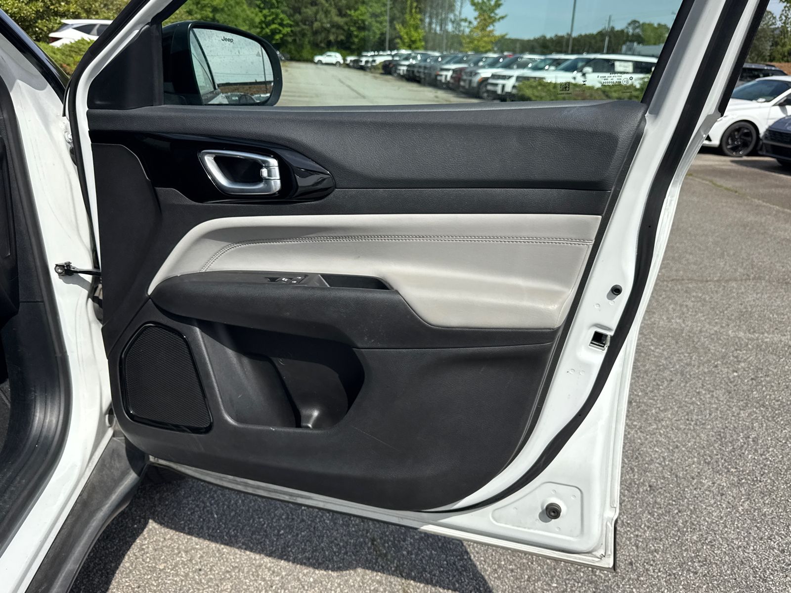 2025 Jeep Compass Limited - Photo 14
