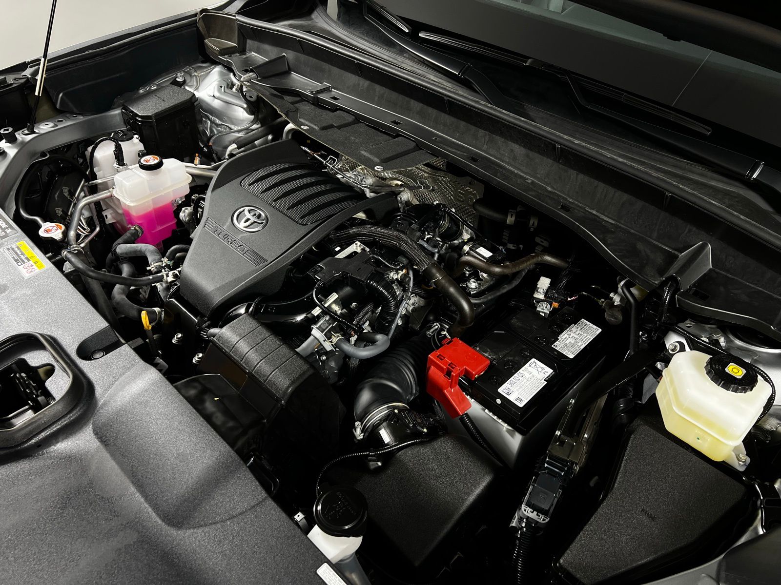 Thumbnail: 2025 Toyota Grand Highlander - 11