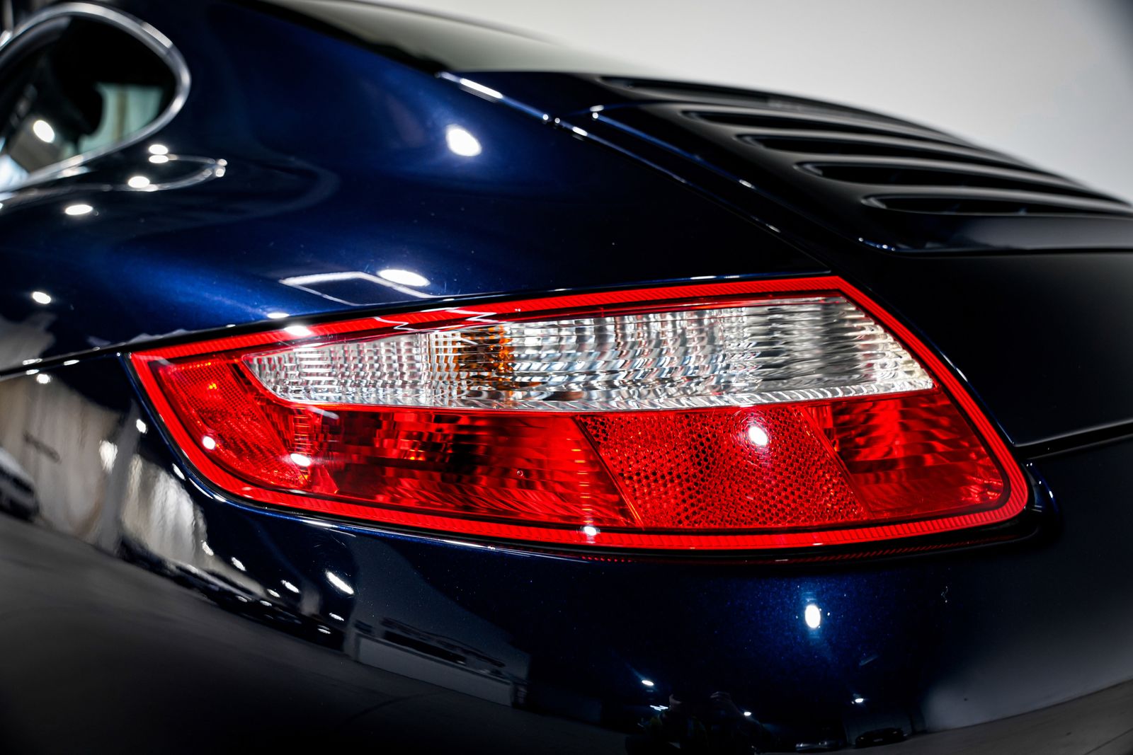 2006 Porsche 911 Carrera S — photo 32