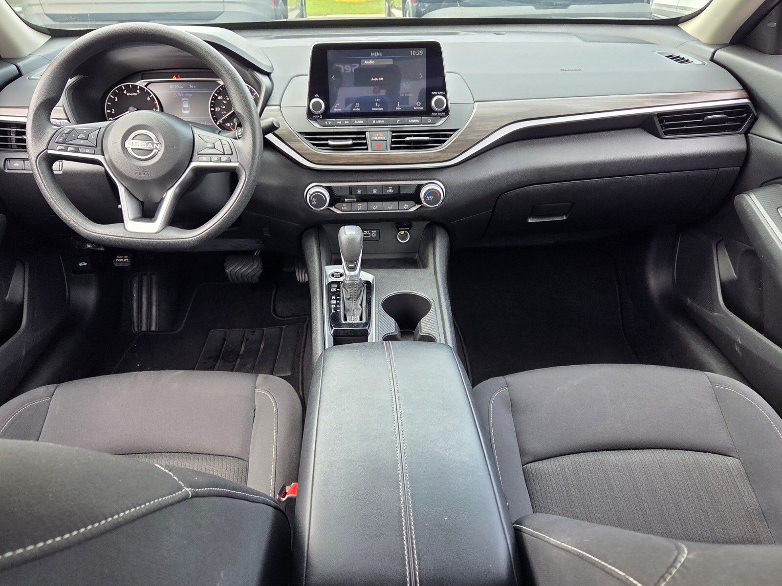 2025 Nissan Altima SV - Photo 8