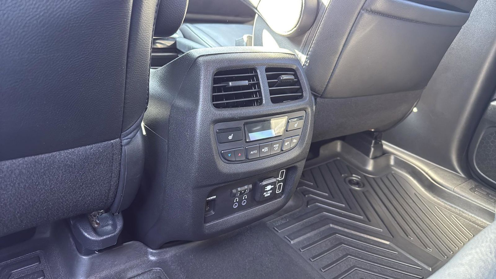 Used Car 2019 Honda Pilot  Touring For Sale Under $25,000 In Austin, Texas