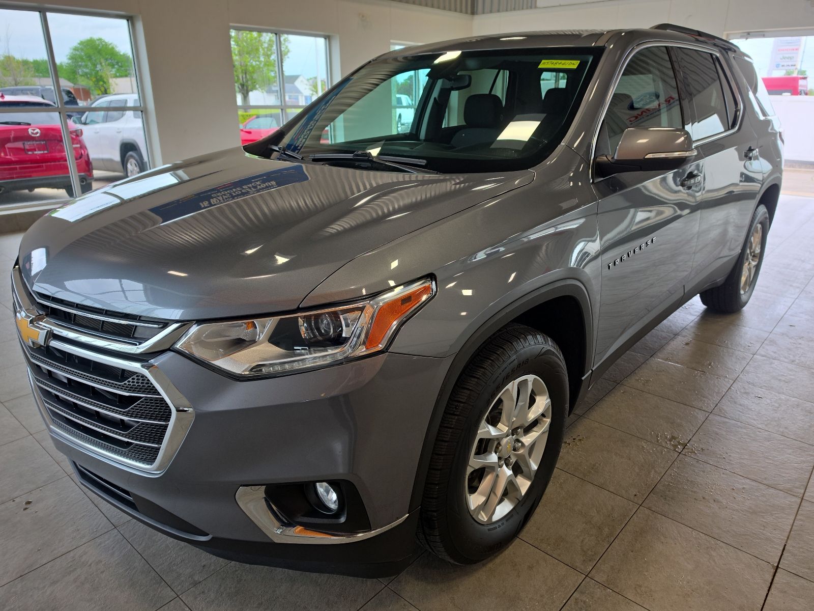 Gray (Satin Steel Metallic) 2021 Chevrolet Traverse LT Cloth FWD SUV / Crossover Front-Wheel Drive 9-Speed Automatic