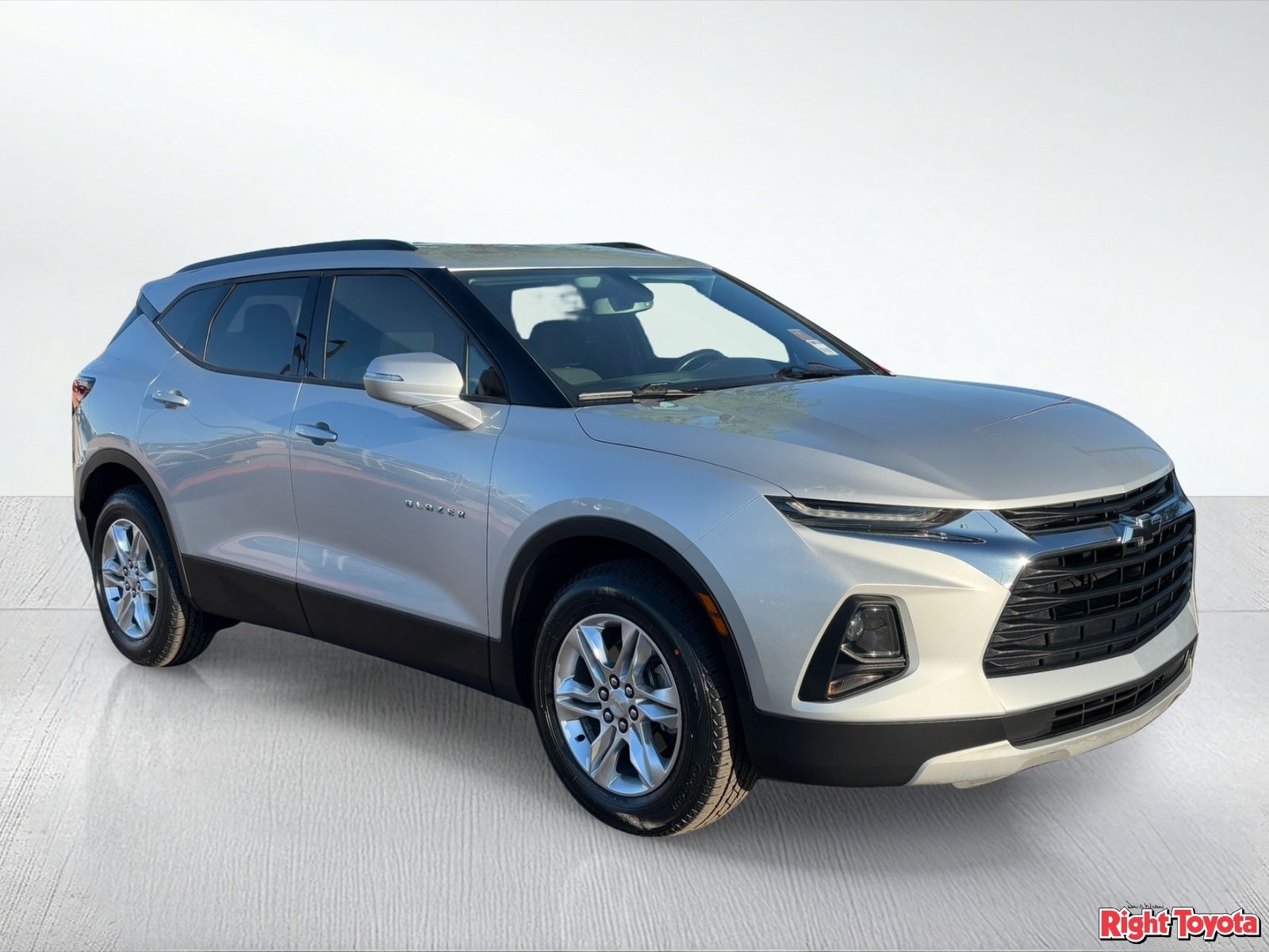 View vehicle photo 7