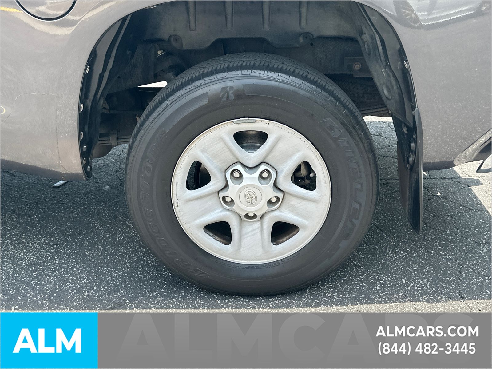 Used 2015 Gray Toyota SR5 image 22