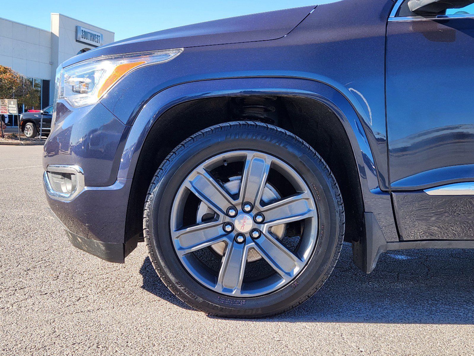 2019 GMC Acadia Denali 8