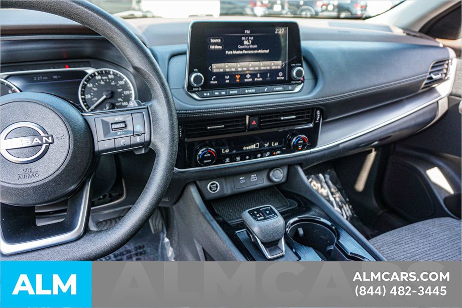 Used 2022 Gray Nissan SV image 31