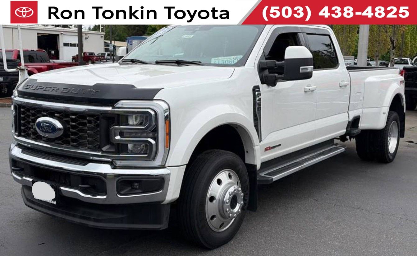 2023 Ford F-450 Lariat 4x4 Crew Cab 8' Box DRW's photo