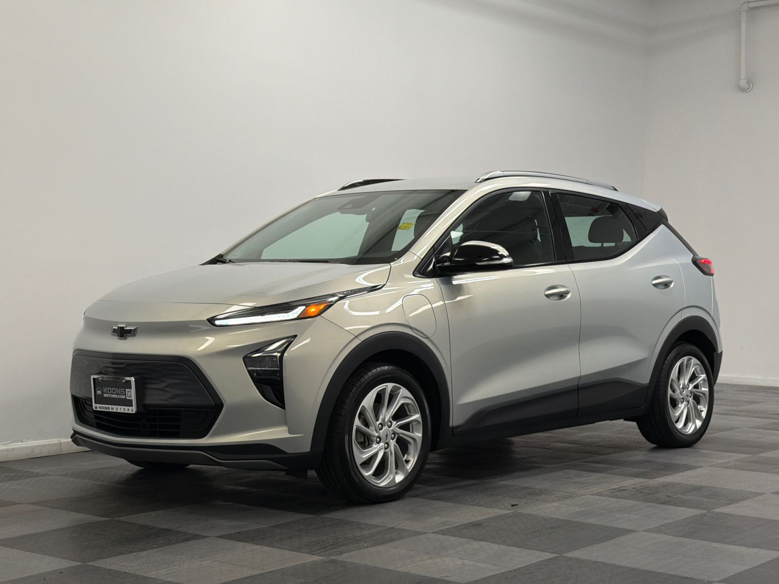 Silver Flare Metallic 2023 Chevrolet Bolt EUV Hatchback Front-Wheel Drive 1-Speed Automatic