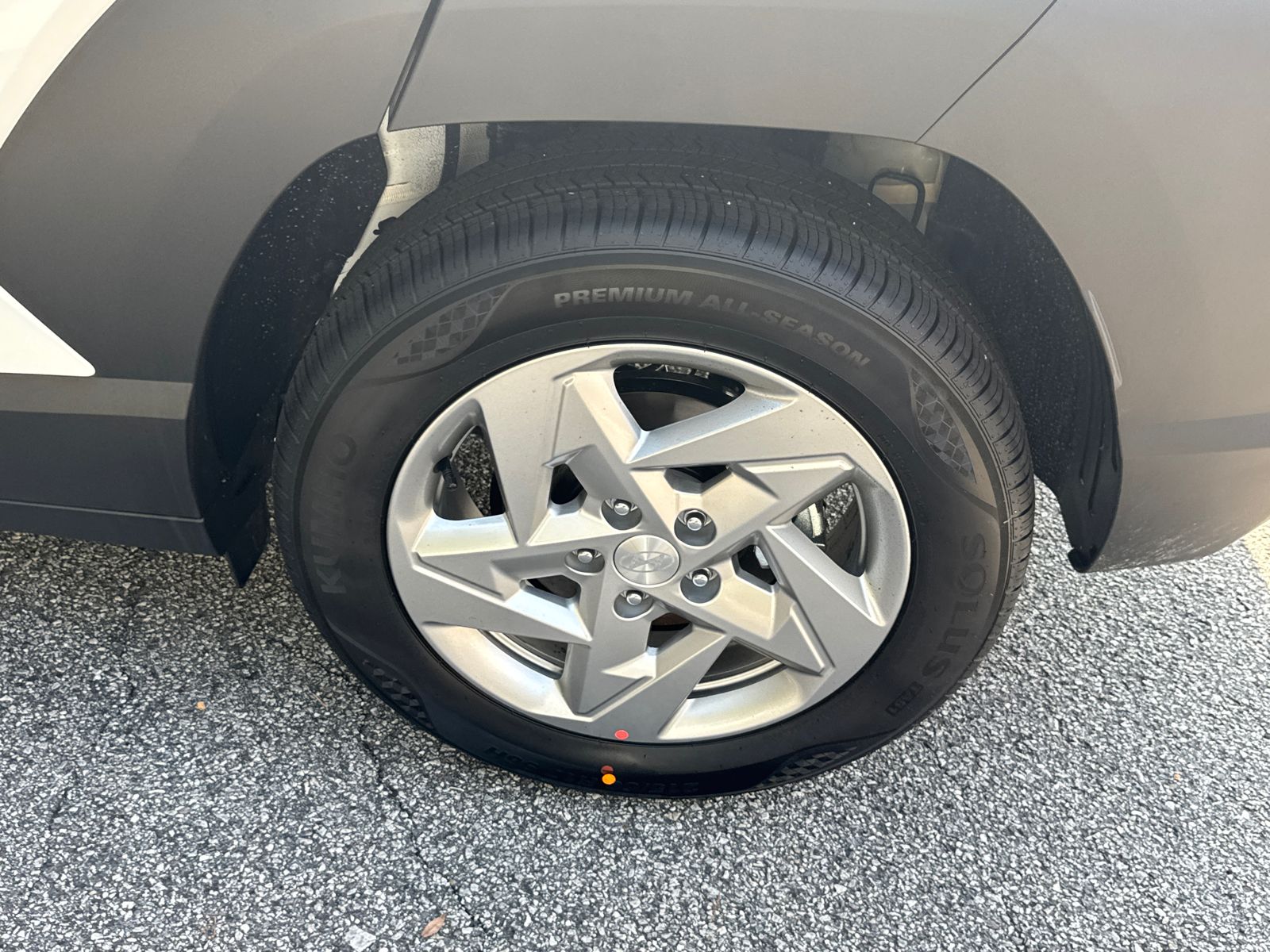 Used 2026 White Hyundai SE image 19
